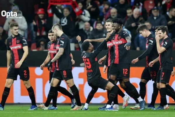 勒沃庫森差一場(chǎng)終結連勝紀錄創(chuàng )下德國職業(yè)足球最佳開(kāi)局記錄